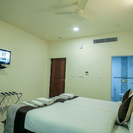 Le Noor Otel Kochi Dış mekan fotoğraf