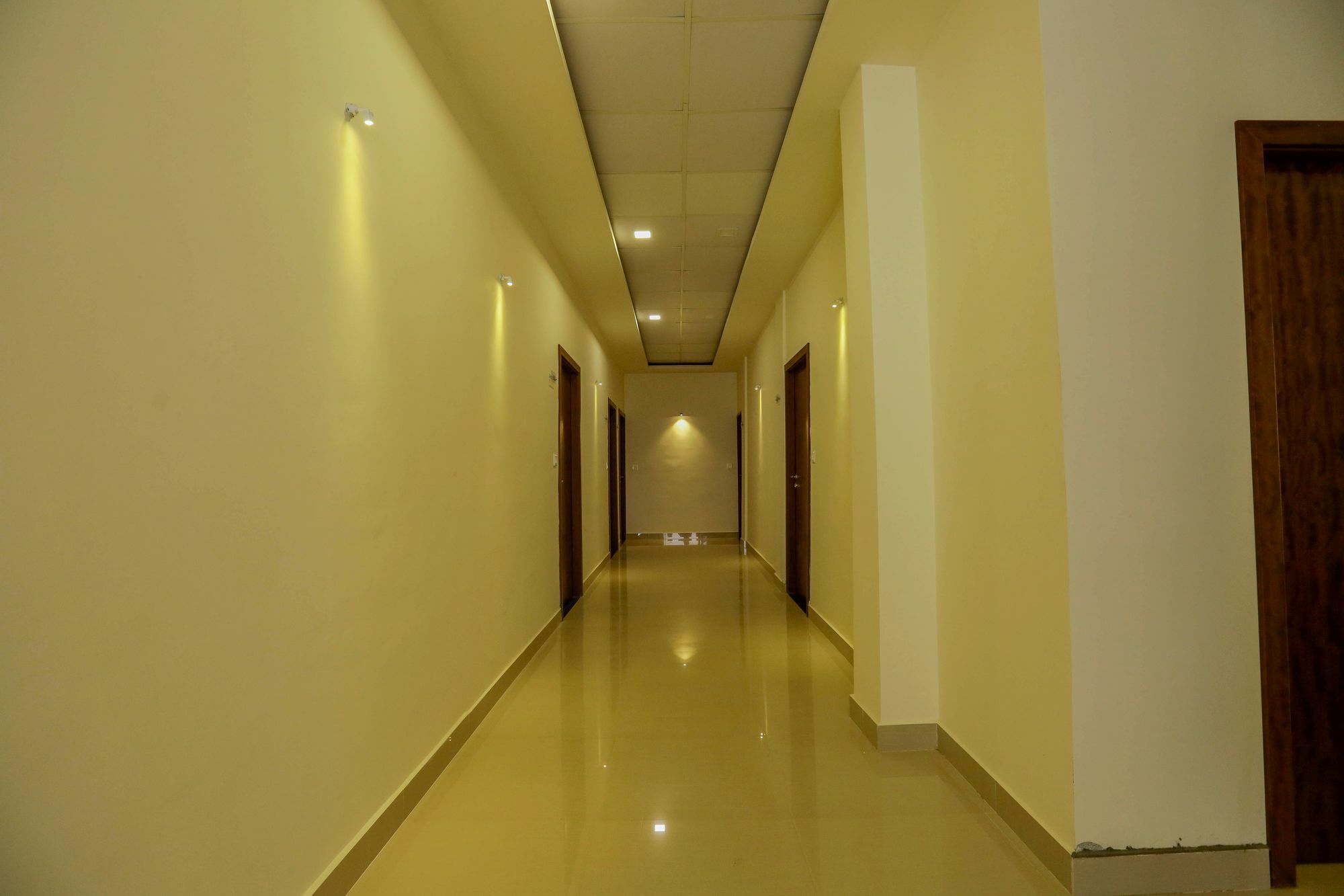 Le Noor Otel Kochi Dış mekan fotoğraf