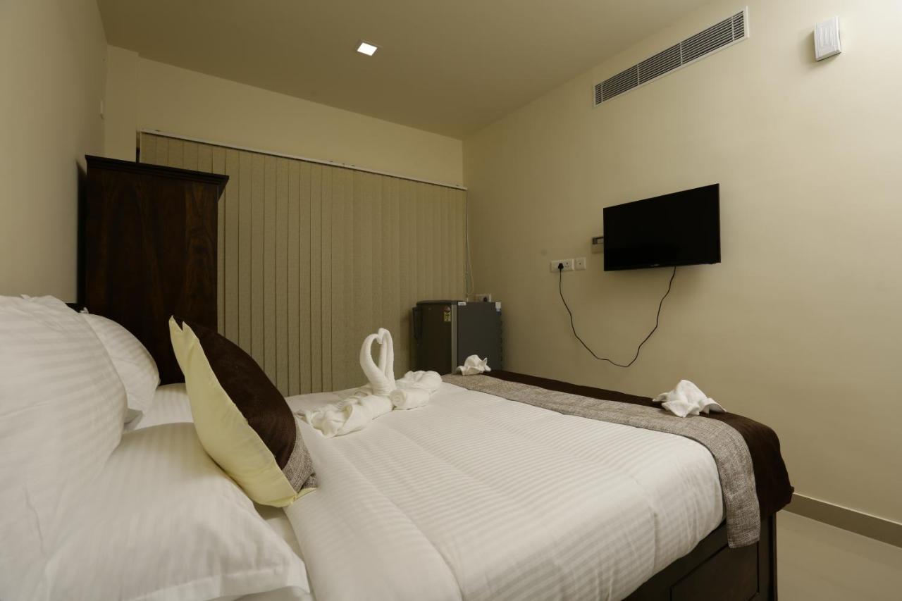 Le Noor Otel Kochi Dış mekan fotoğraf